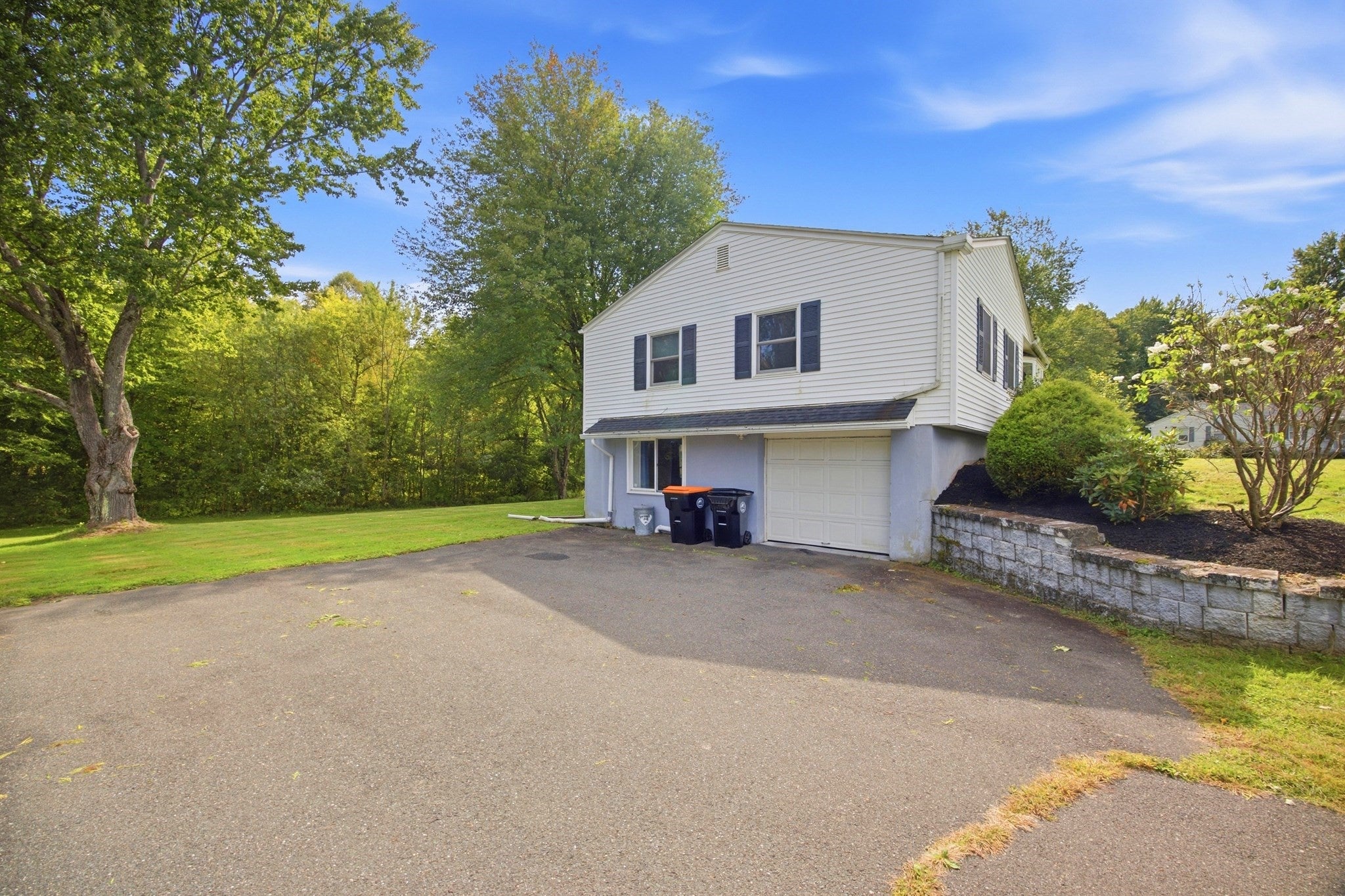 15 Edison Dr