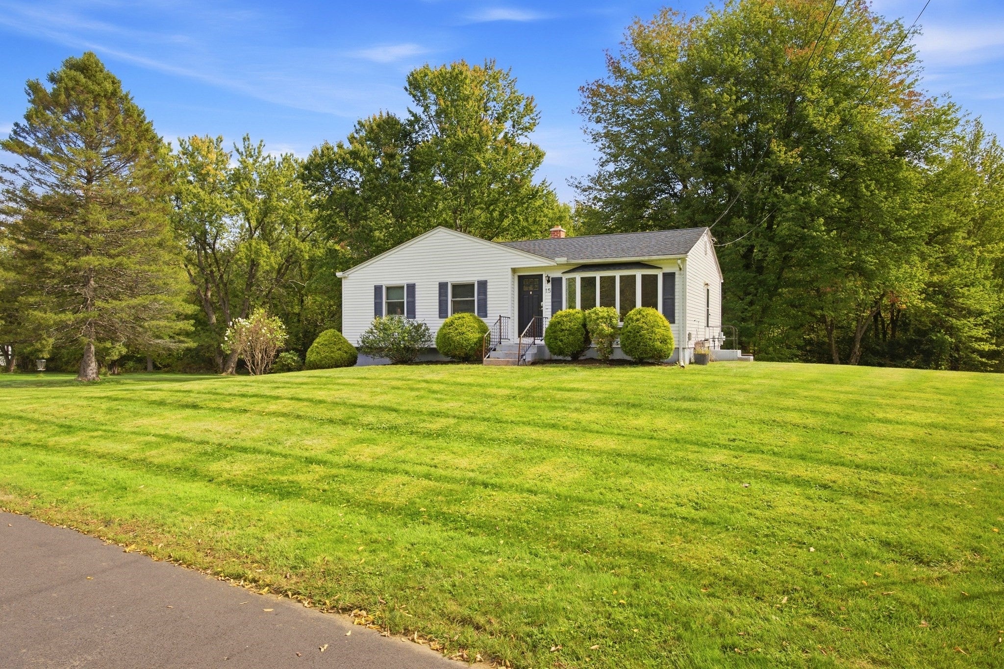 15 Edison Dr