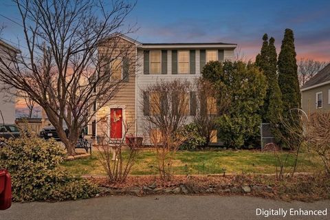 118 Mount Washington Street D Lowell MA 01854