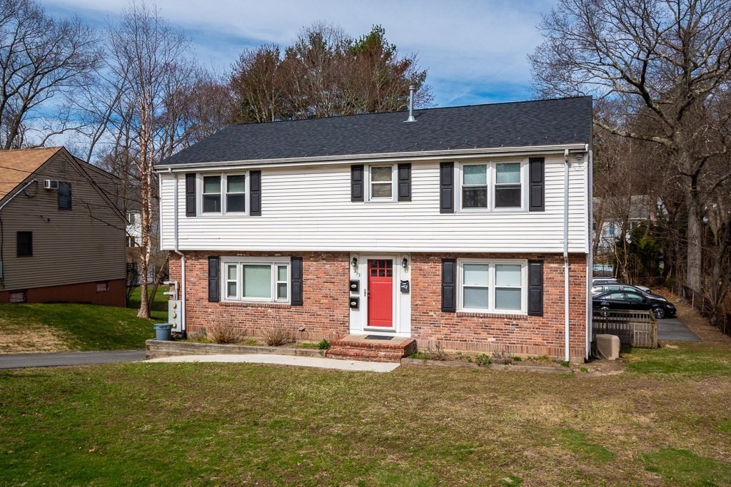 1299 Main Street Top