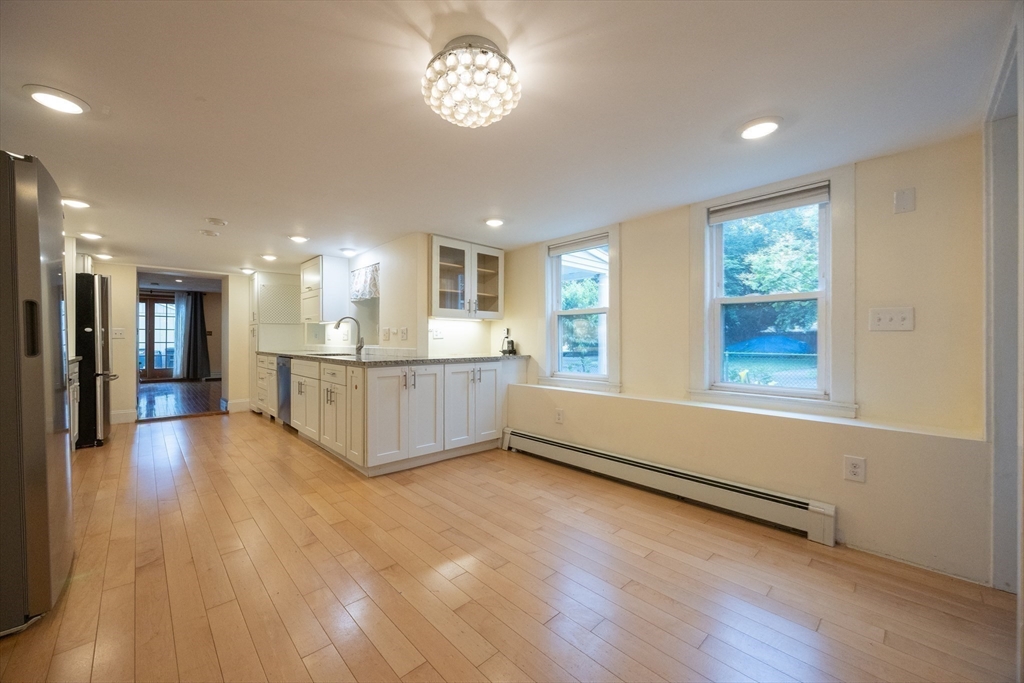 16-18 Beacon Pl