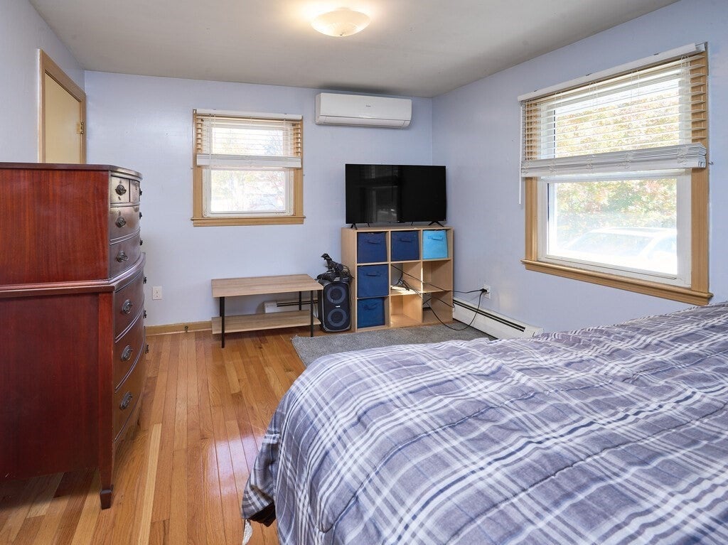 111 Main St, Holden, MA, 111 Main St, Holden, MA Photo #17