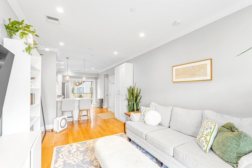 37-39 Lamson St 2