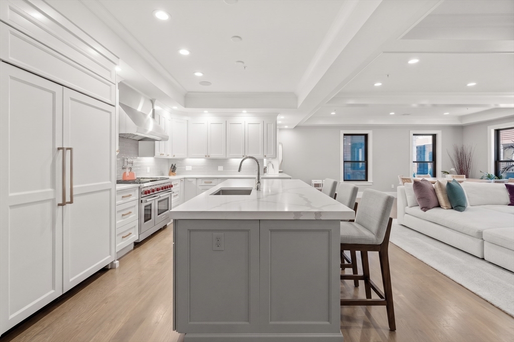 377 W 1st St #2, Boston, MA Photo #4