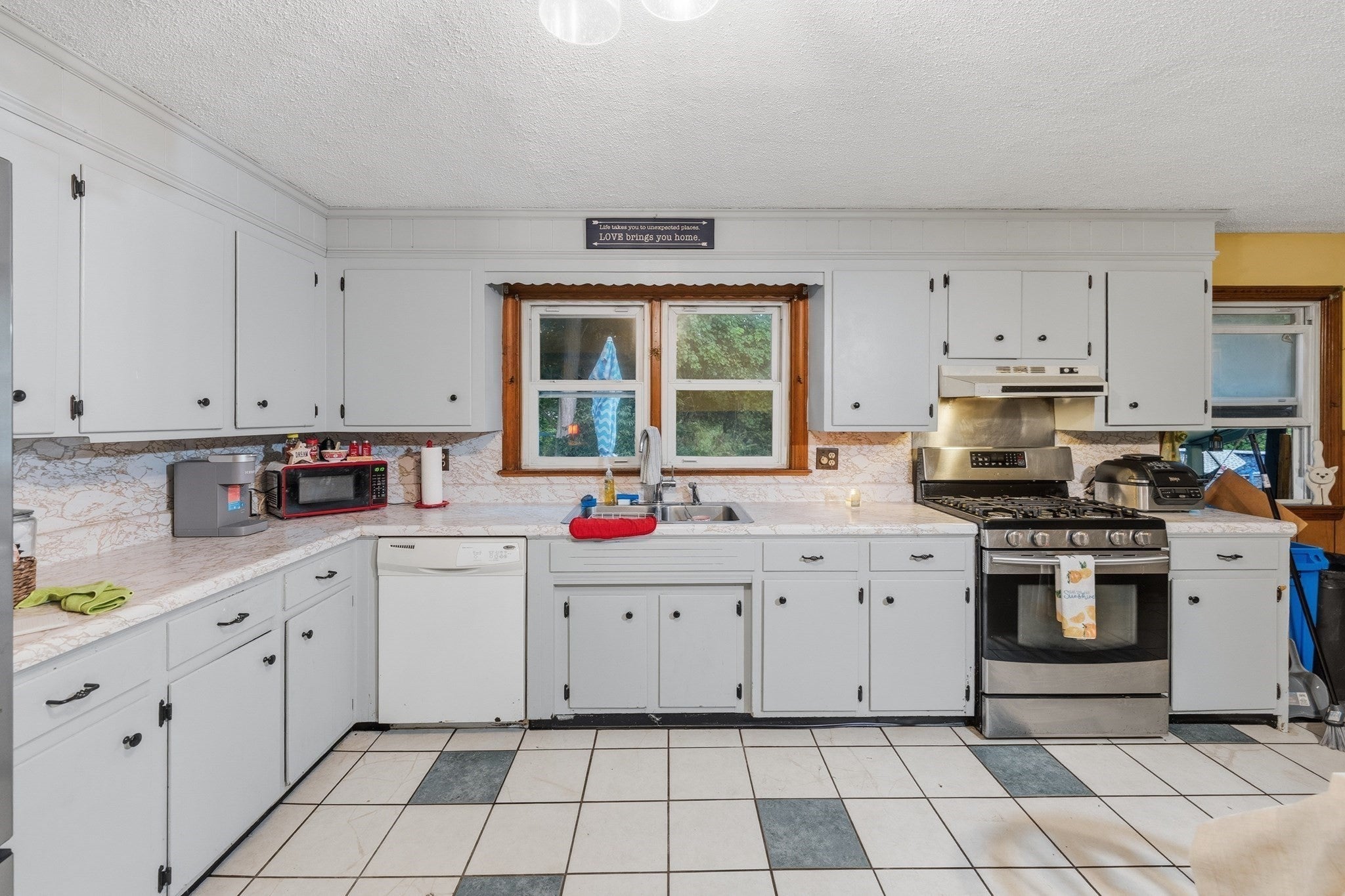 21 Cranton Avenue, Groveland, MA, 21 Cranton Avenue, Groveland, MA Photo #5