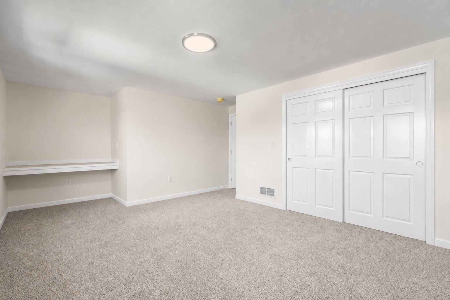 261 Broadway Rd #26, Dracut, MA Photo #17