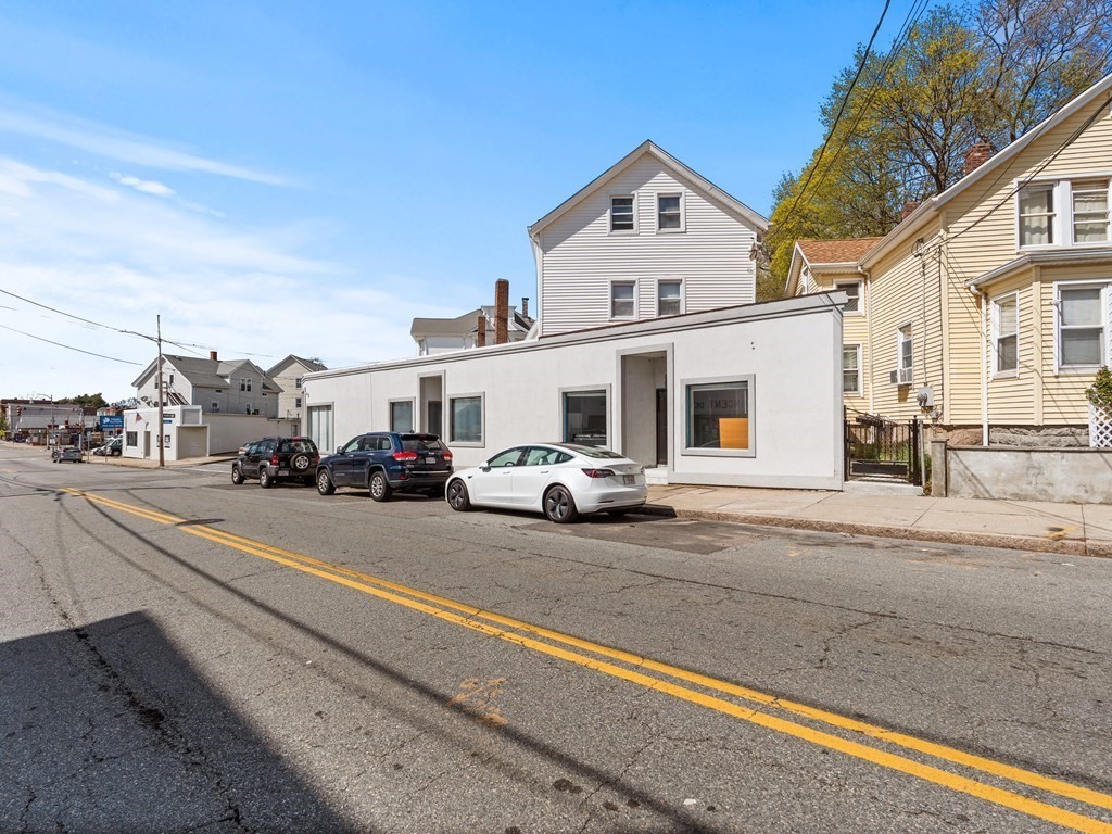 1792 Pleasant Street