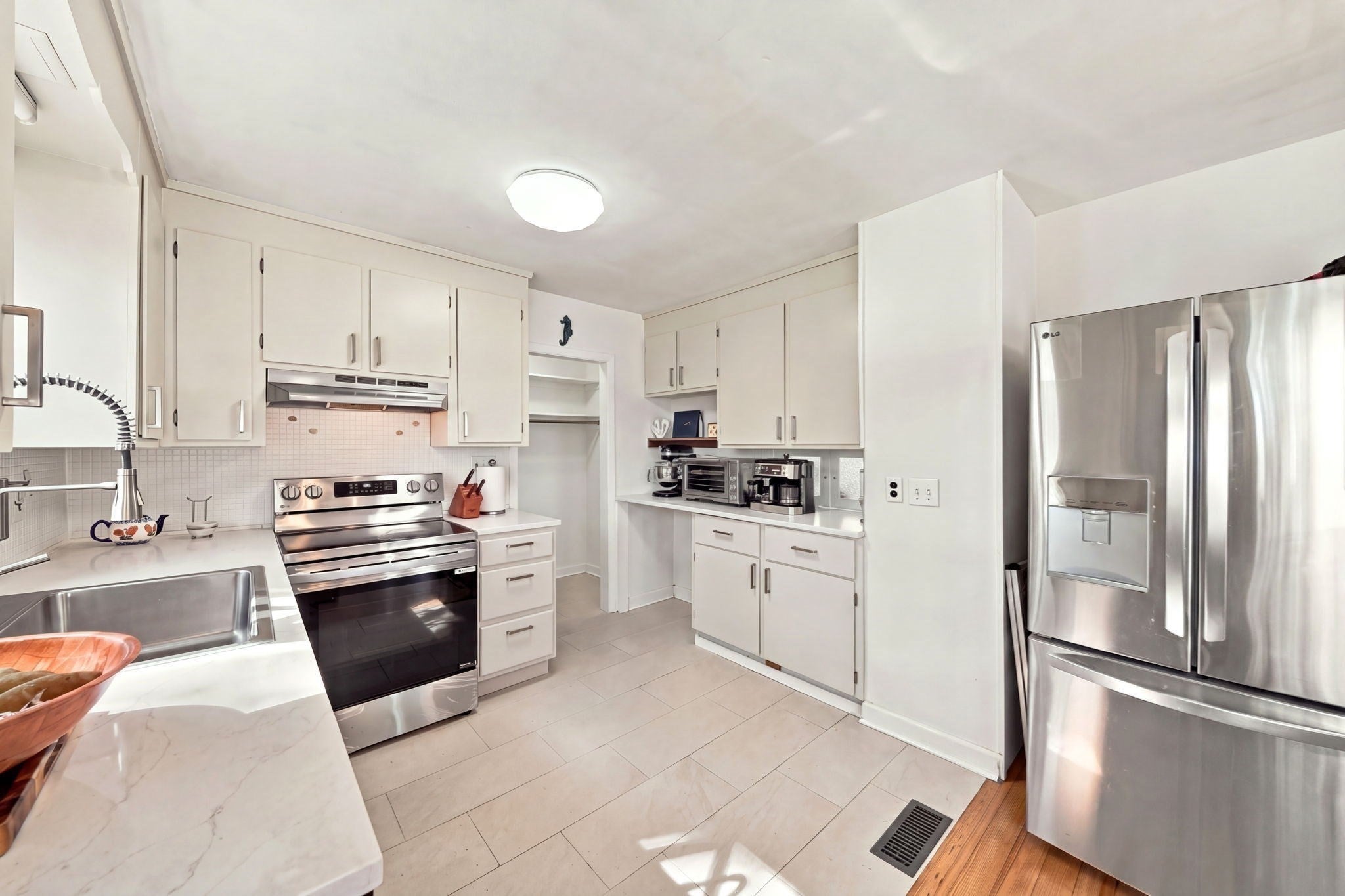 6 Alice Street, Revere, MA Photo #9