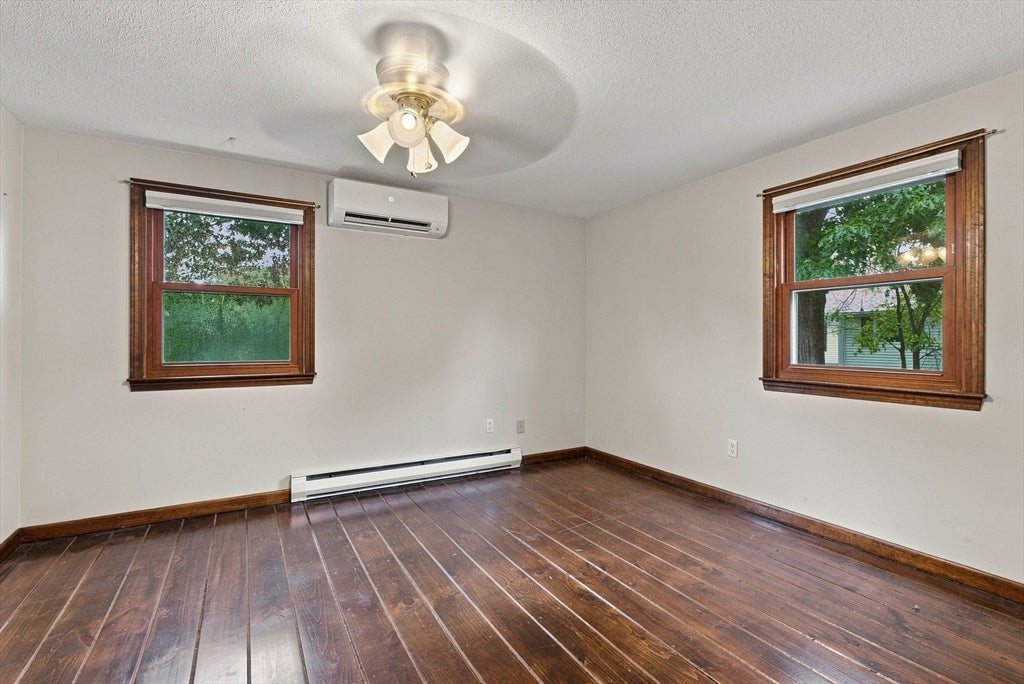 19 Pembroke St, Marlborough, MA Photo #13
