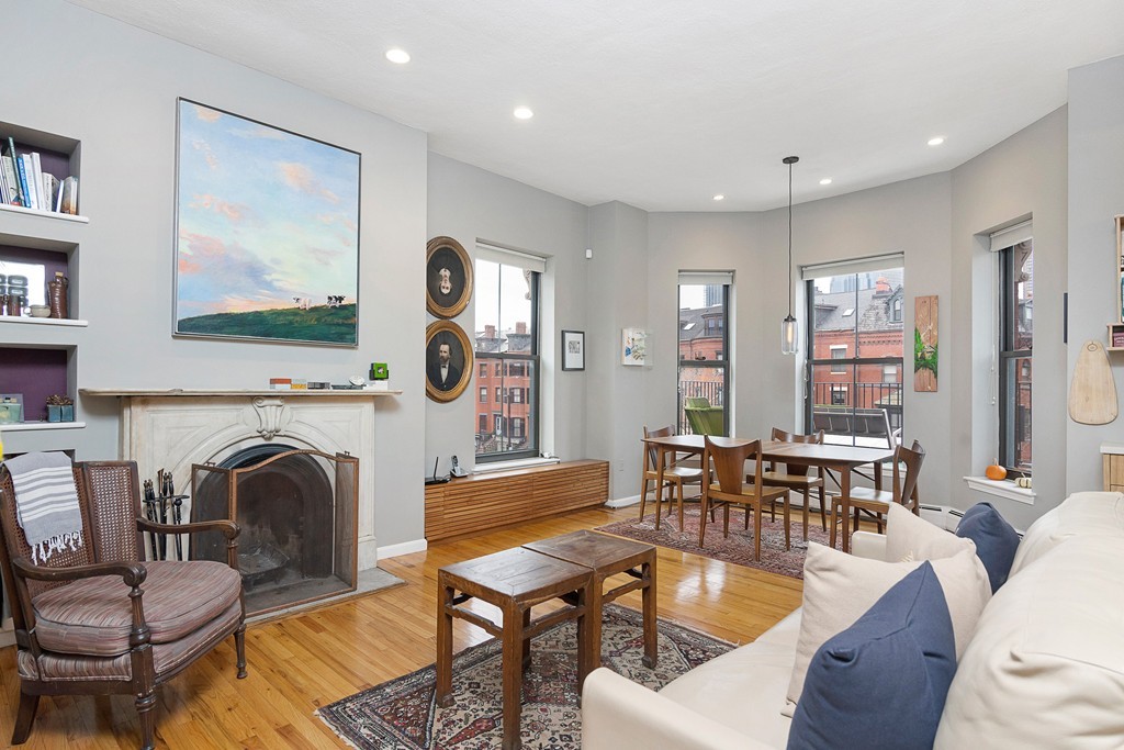 608 Tremont 5