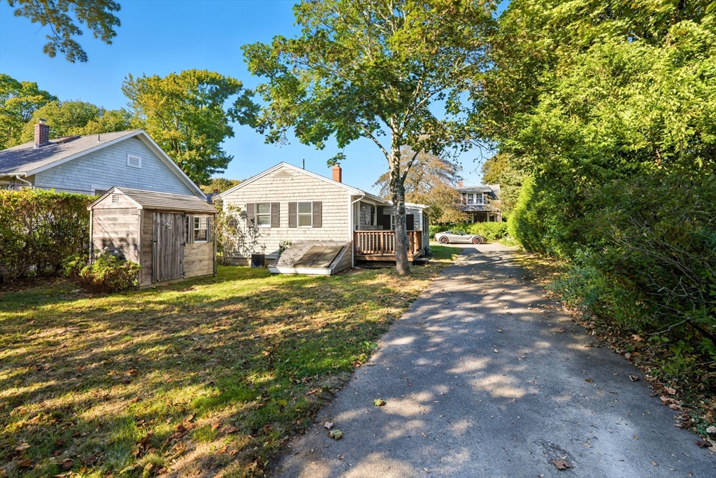 35 Pleasant View Ave
