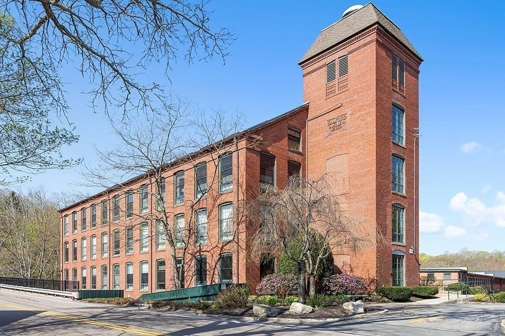 14 Sanford Road 29