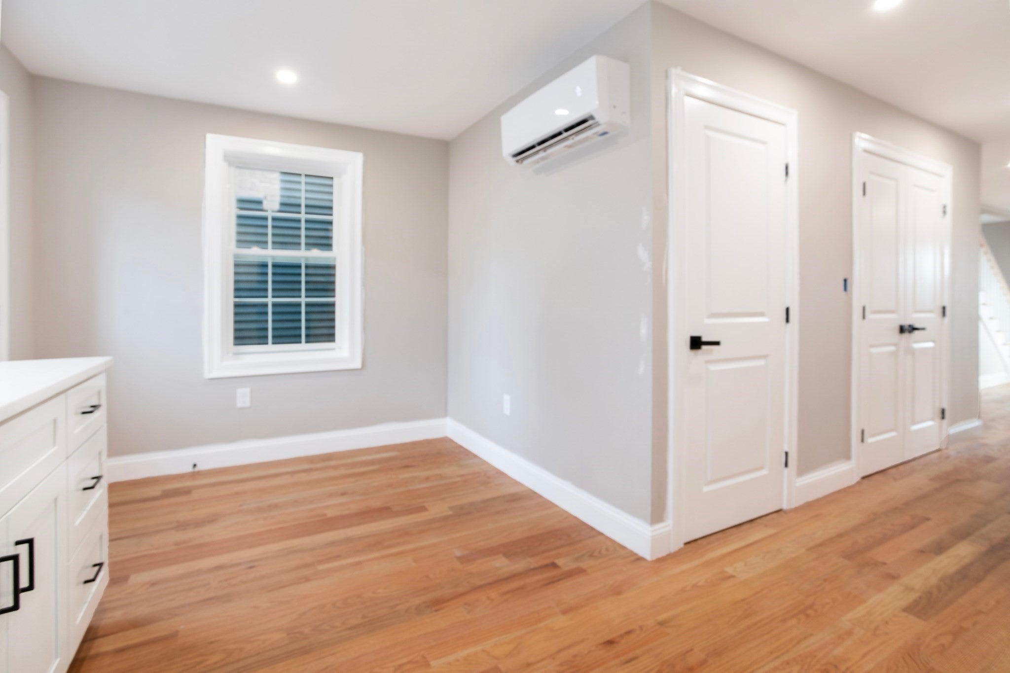 661 Washington Aveue AVE #2, Revere, MA Photo #21