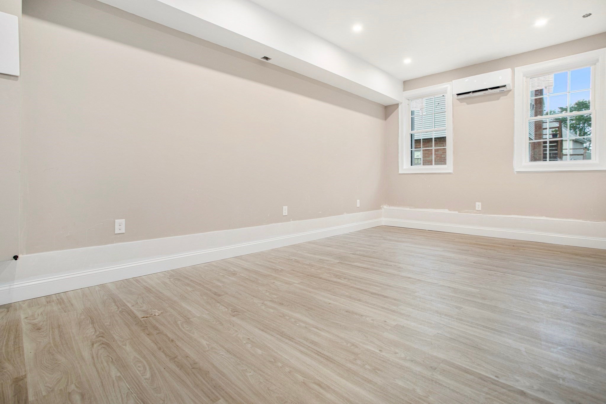 661 Washington Aveue AVE #2, Revere, MA Photo #9