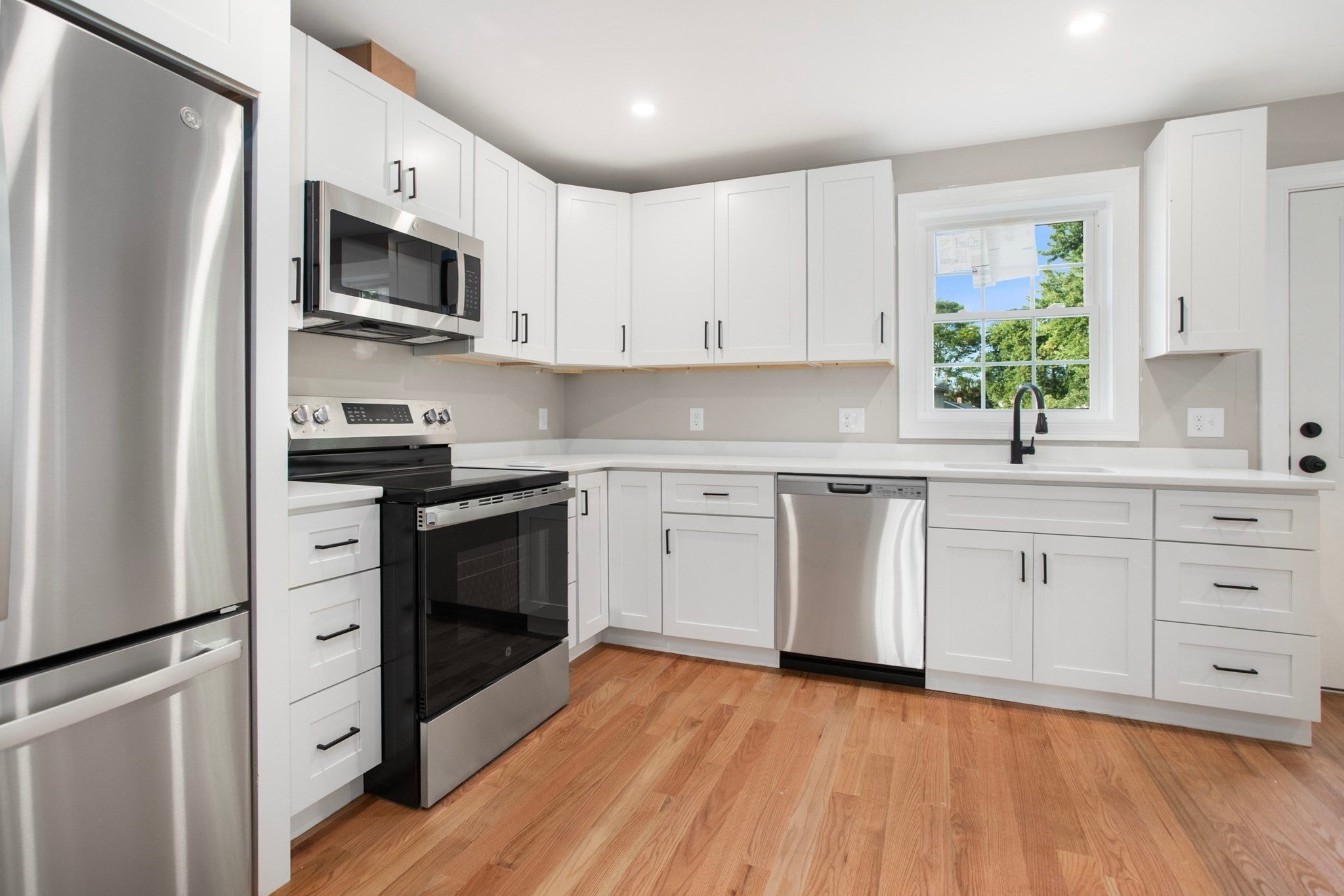 661 Washington Aveue AVE #2, Revere, MA Photo #1