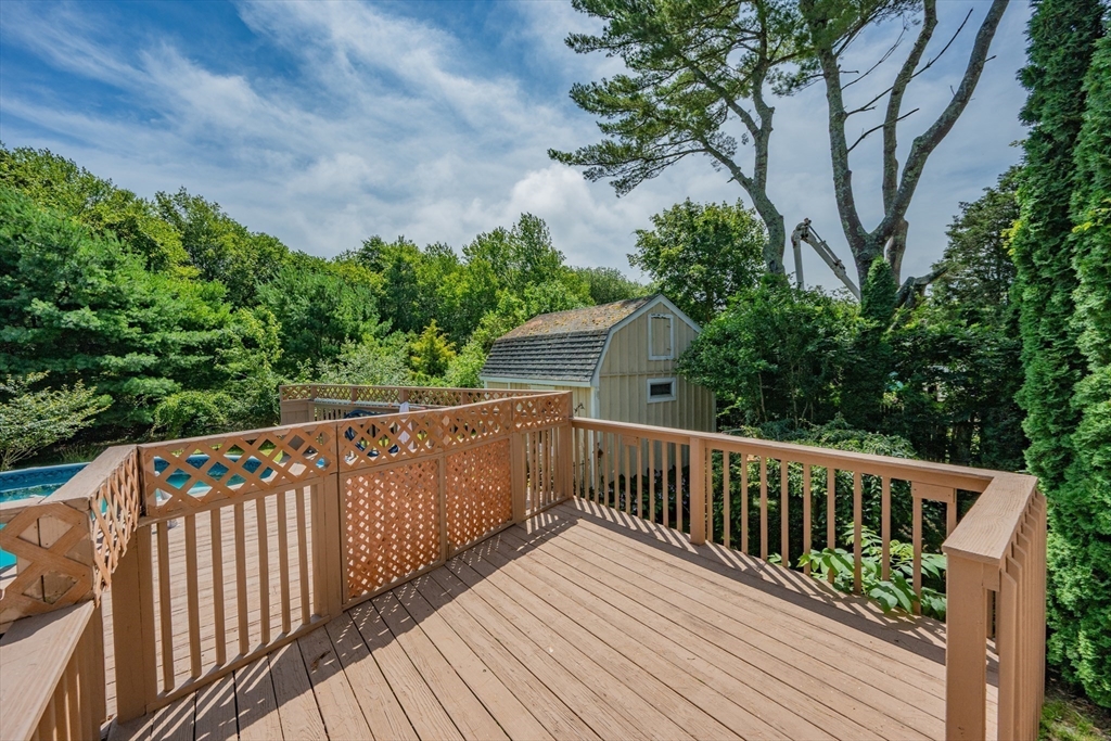 Fairhaven, Massachusetts 02719, United States, 3 Bedrooms Bedrooms, ,2 BathroomsBathrooms,Residential,Active,176929