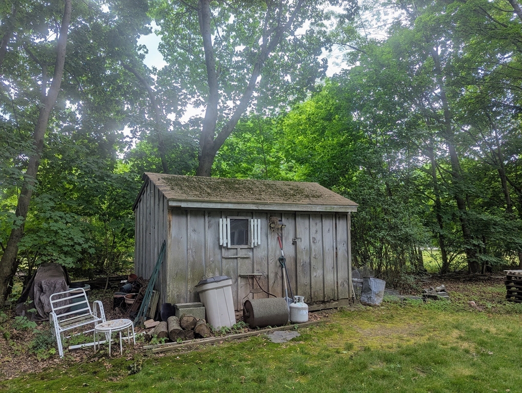 166 West St