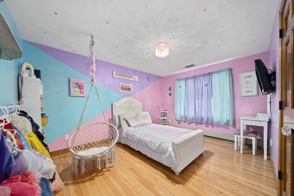 210 Boxwood Ln, Bridgewater, MA Photo #27