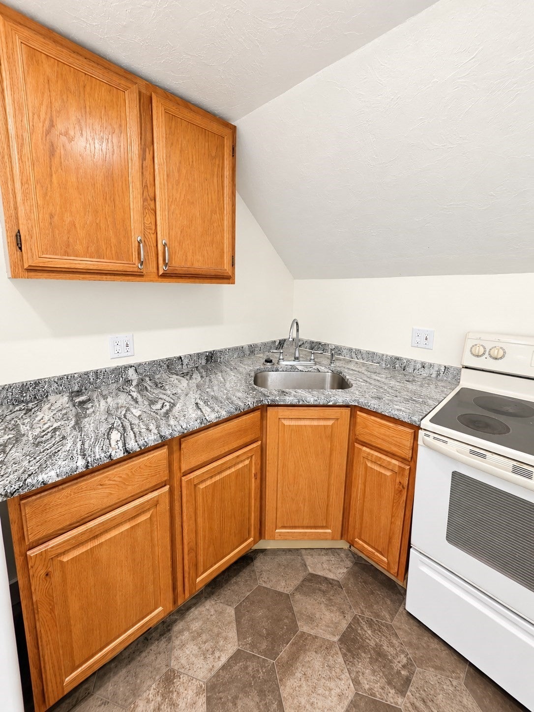 13 Mechanic St, Winchendon, MA, 13 Mechanic St, Winchendon, MA Photo #22