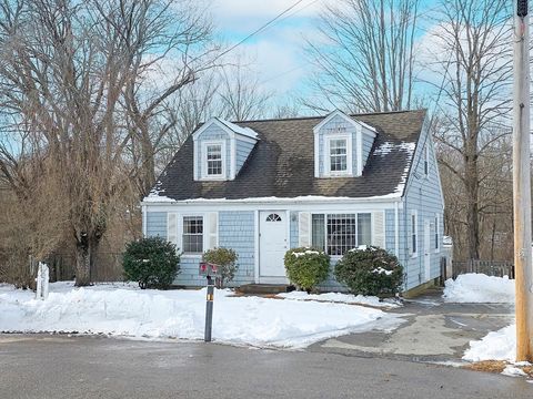 Photo of 2 Westdale Ave, Seekonk, MA 02771 (MLS # 73472349)