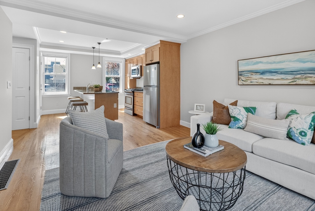 122-124 Charles St 124-1