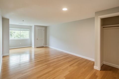 35 Prospect St 204 Woburn MA 01801