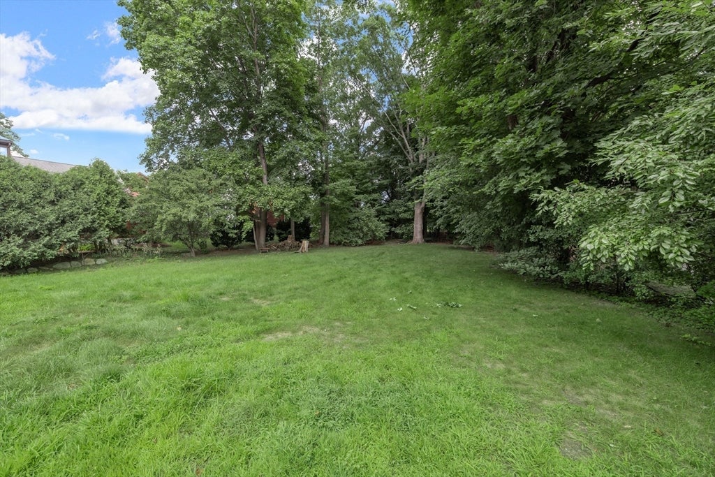 31 Oak St, Wellesley, MA Photo #21
