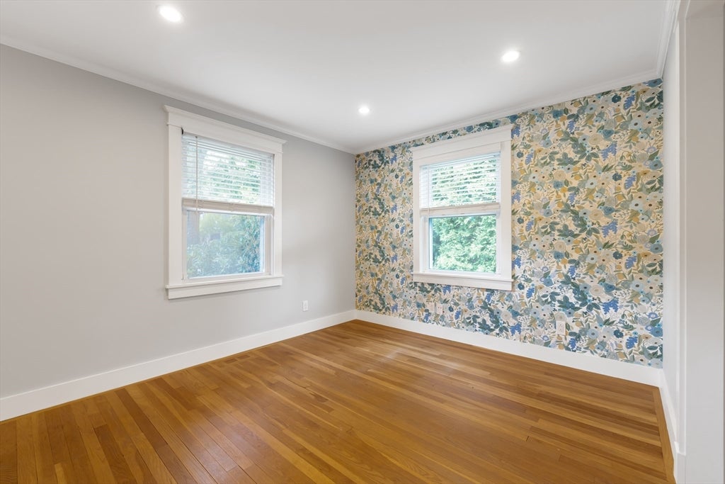 31 Oak St, Wellesley, MA Photo #9