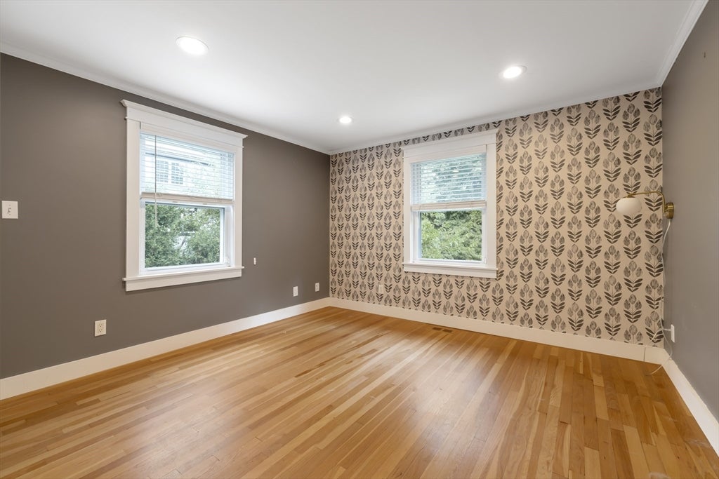 31 Oak St, Wellesley, MA Photo #17