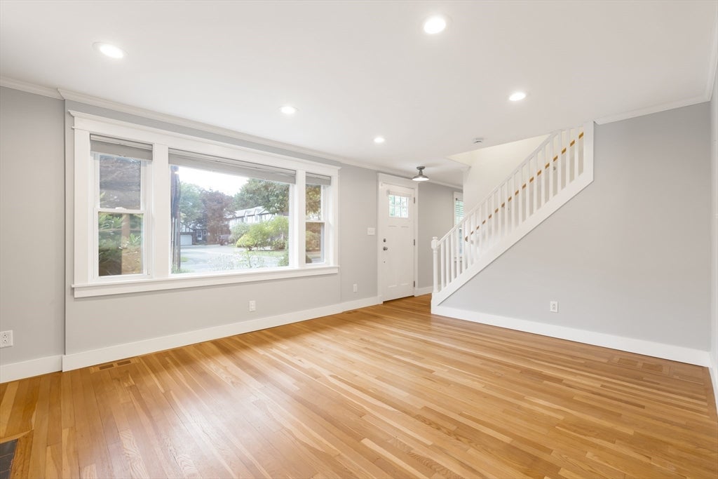 31 Oak St, Wellesley, MA Photo #13