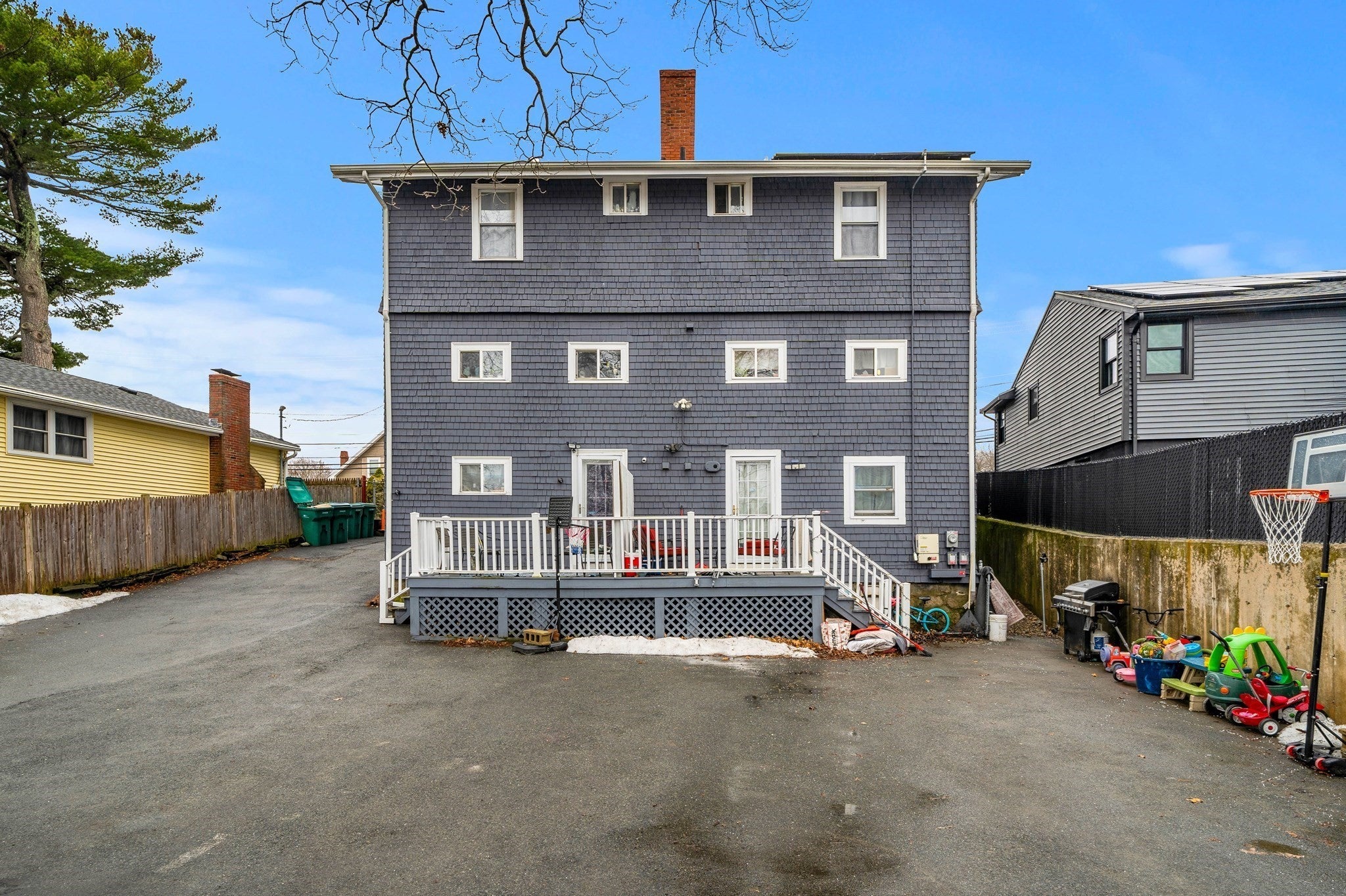 275 Lynnfield St 275, Lynn MA 01904