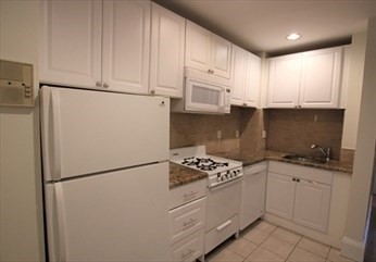 Click for 39 Hemenway St #20, Boston, MA slideshow Click for 39 Hemenway St #20, Boston, MA slideshow