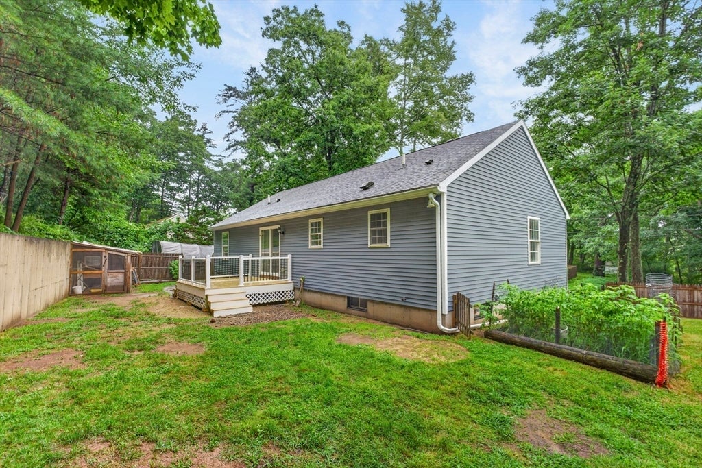 1226 Brimfield Rd, Warren, MA, 1226 Brimfield Rd, Warren, MA Photo #4