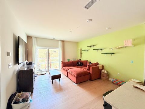 Photo of 6 Stratton Dr #110, Woburn, MA 01801 (MLS # 73497580)