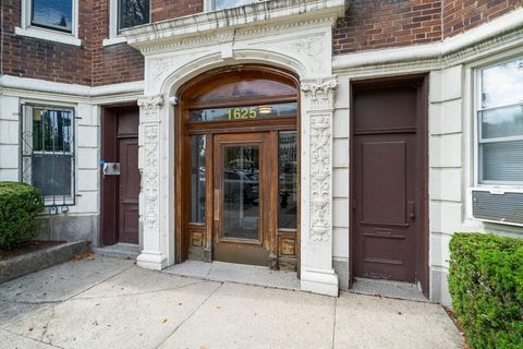 Photo of 1625 Commonwealth Ave #18, Boston, MA 02135 (MLS # 73521709)