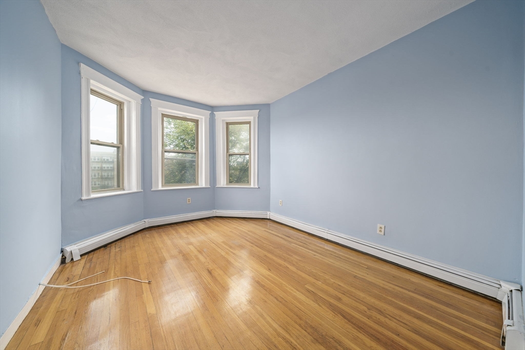 1625 Commonwealth Ave 18
