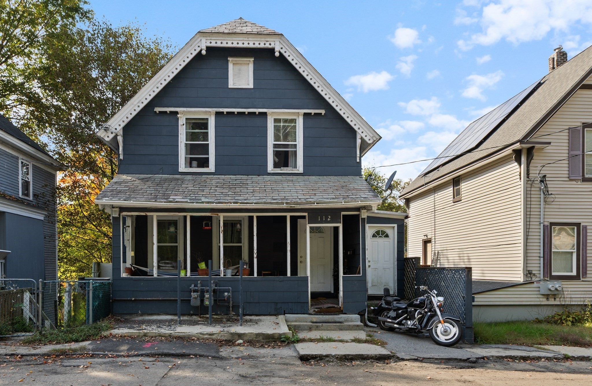 112 Marshall St