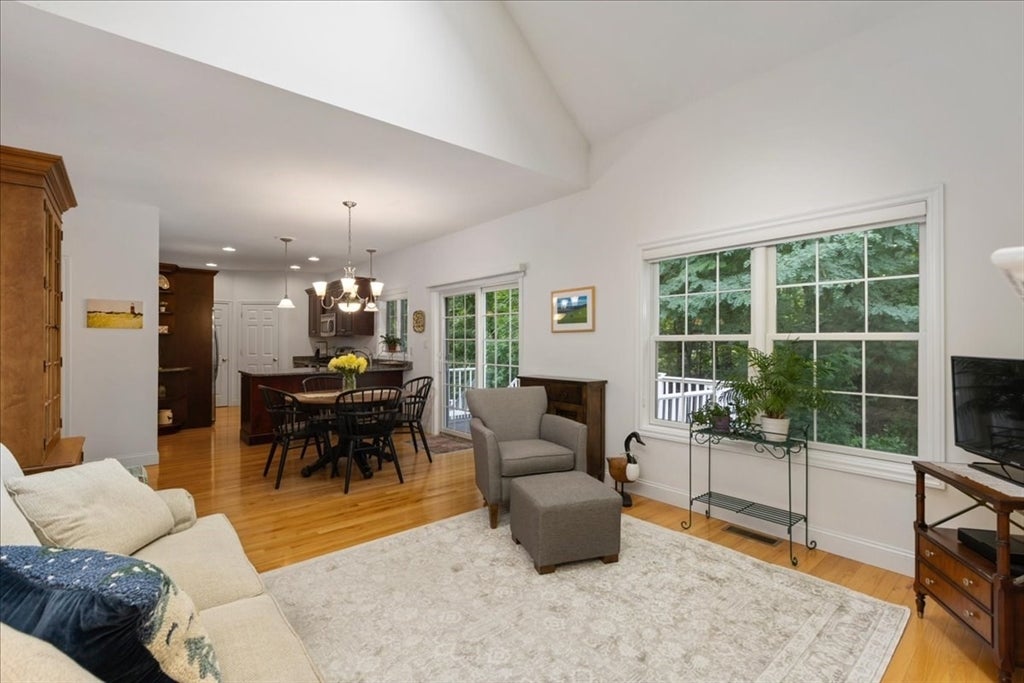 64 Woodland Park Drive #64, Haverhill, MA Photo #8