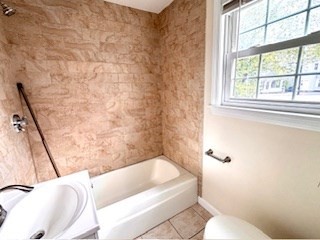 Medway, Massachusetts 02053, United States, 1 Bedroom Bedrooms, ,1 BathroomBathrooms,Residential,Active,228047