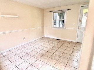 Medway, Massachusetts 02053, United States, 1 Bedroom Bedrooms, ,1 BathroomBathrooms,Residential,Active,228047