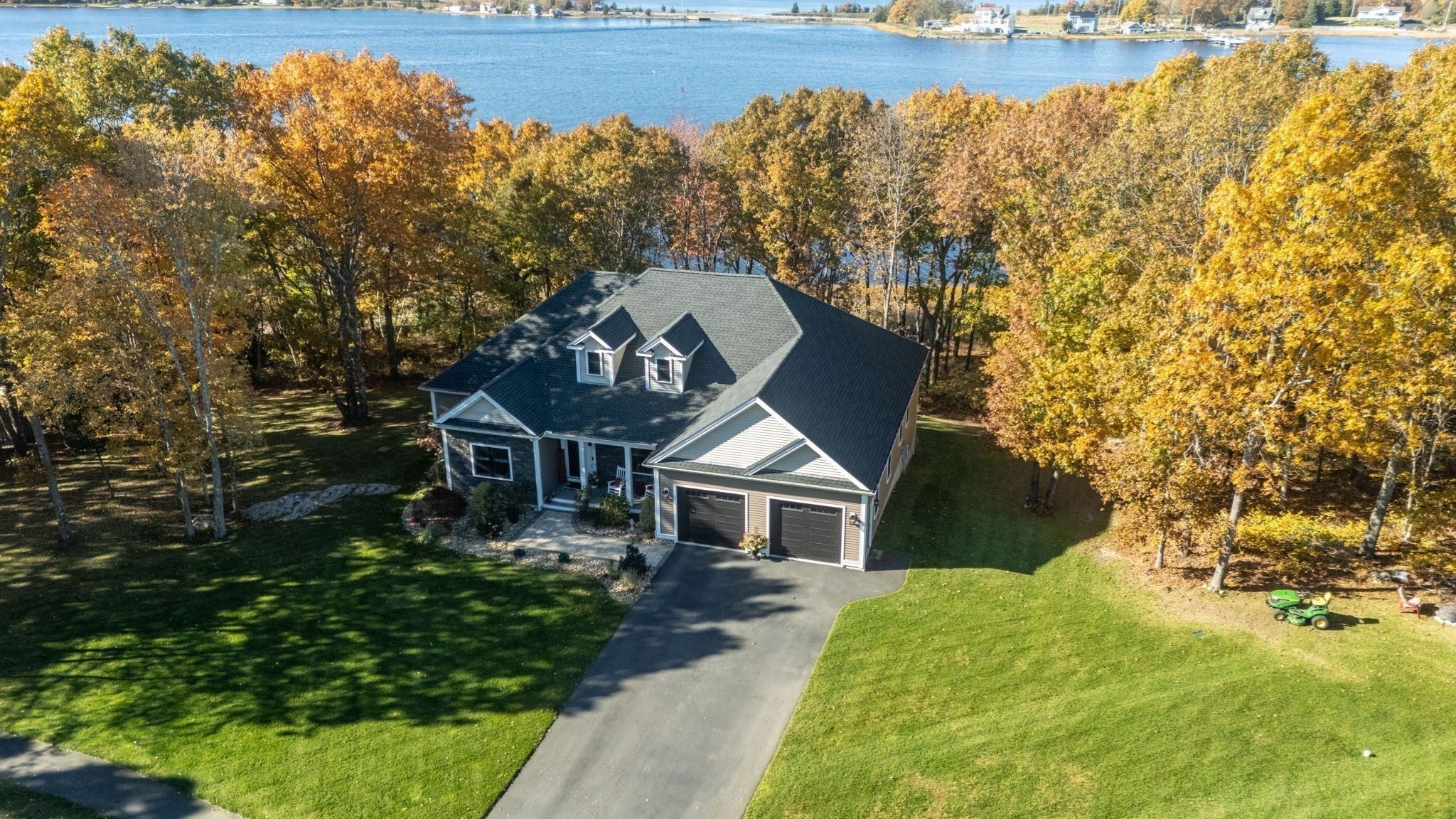 39 Ridge St, Berkley, MA Photo #37