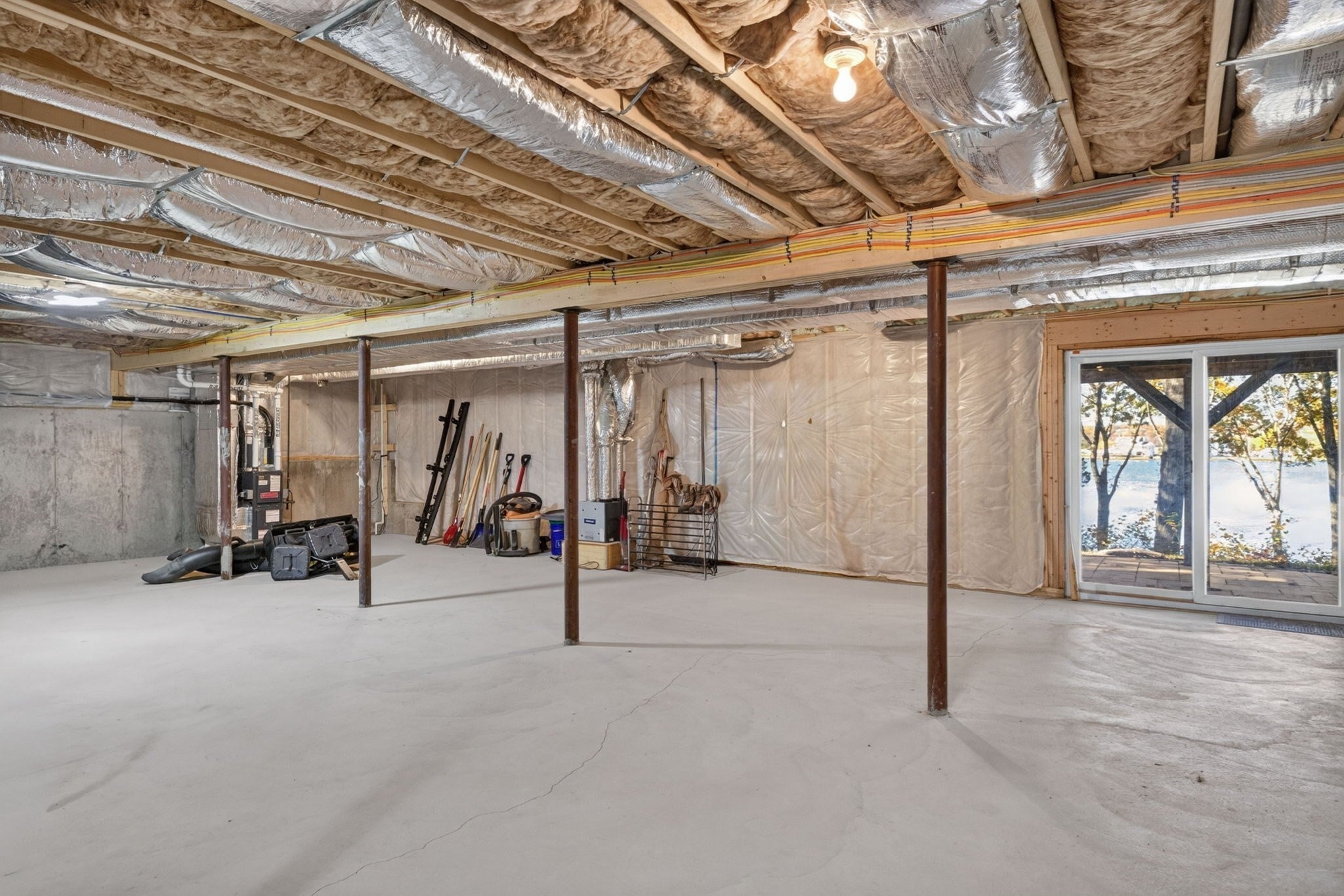 39 Ridge St, Berkley, MA Photo #33