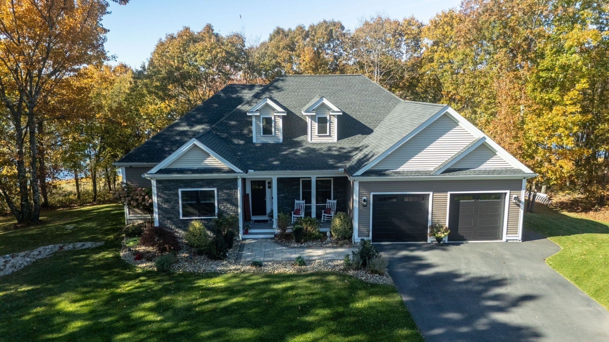 39 Ridge St