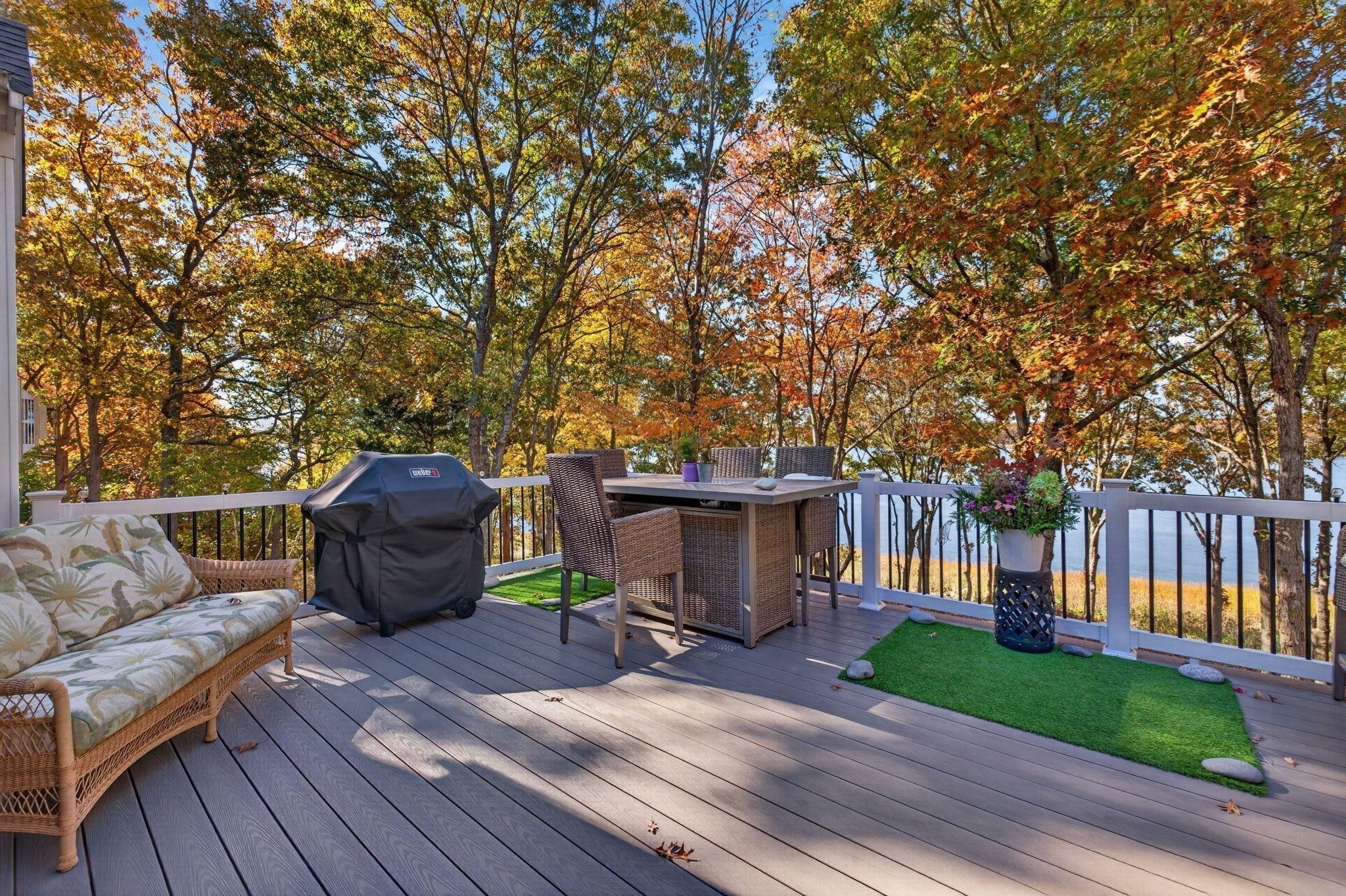 39 Ridge St, Berkley, MA Photo #9