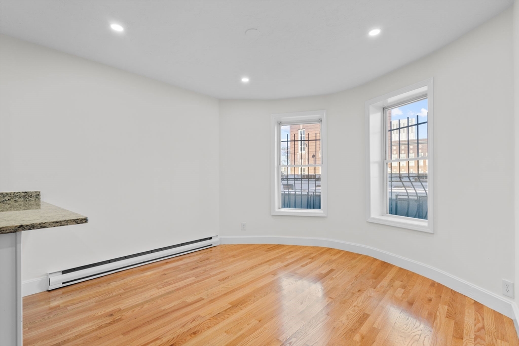 754 Huntington Ave 3