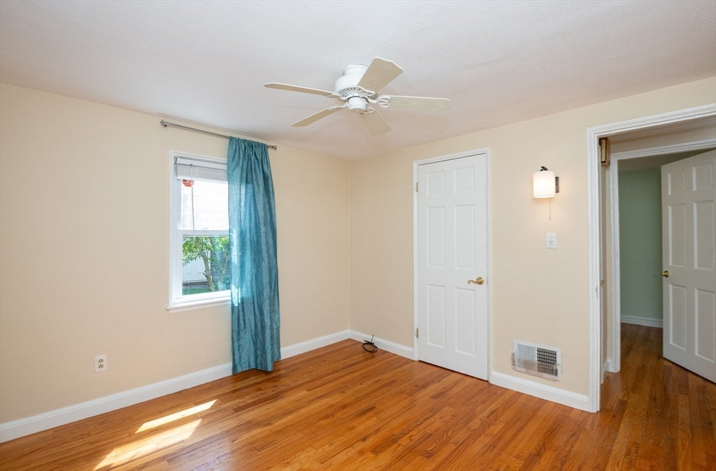 19 Penny Lane, Stoneham, MA, 19 Penny Lane, Stoneham, MA Photo #16
