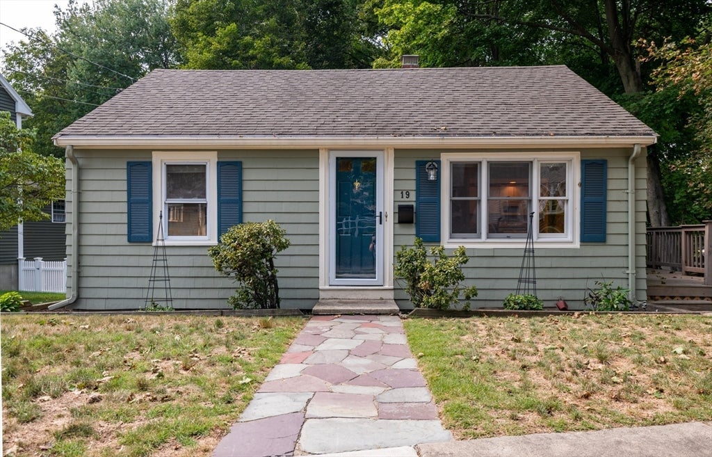 19 Penny Lane, Stoneham, MA, 19 Penny Lane, Stoneham, MA Photo #2
