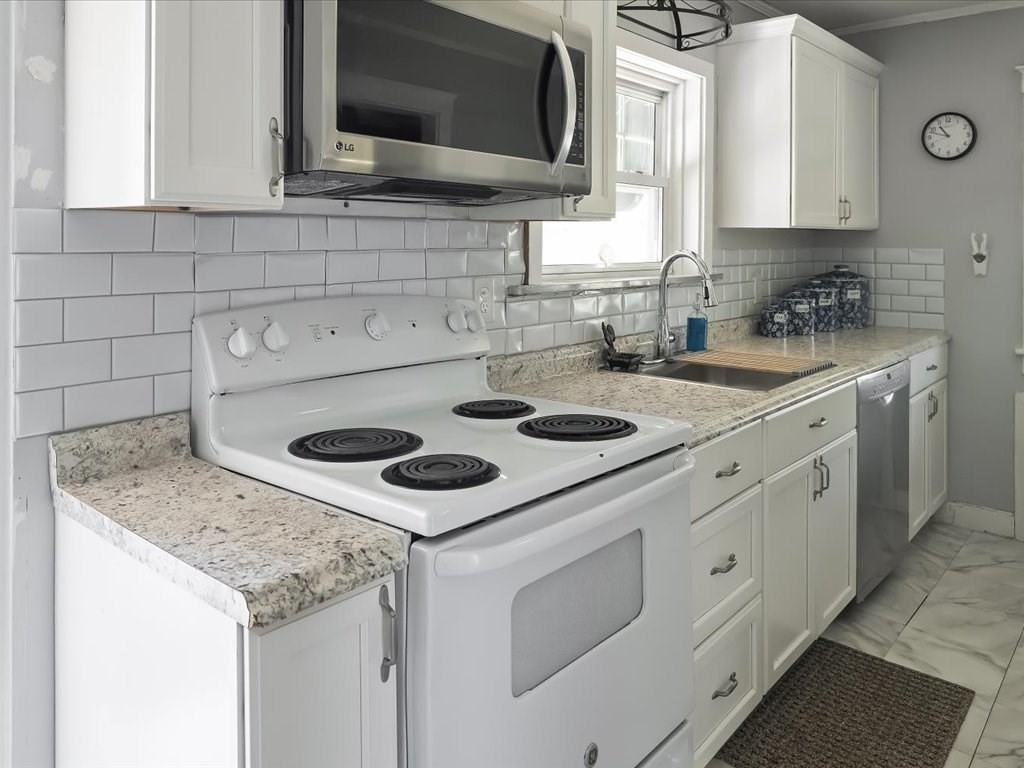 12 Goddard ST, Fall River, MA Photo #15