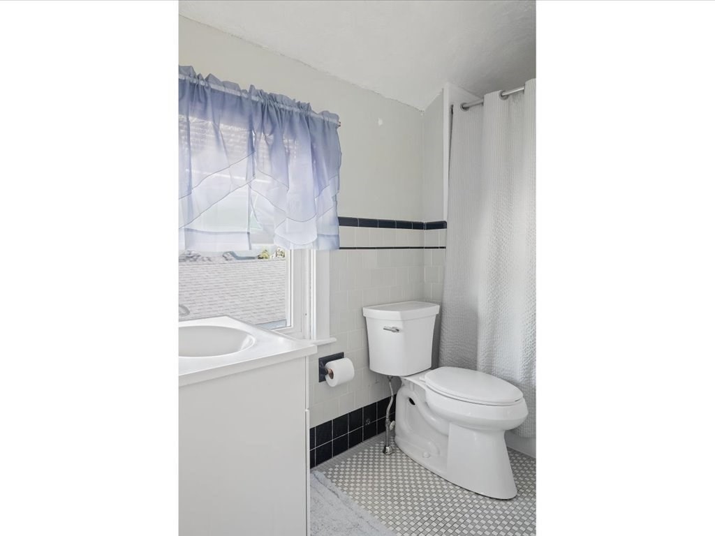 12 Goddard ST, Fall River, MA Photo #26