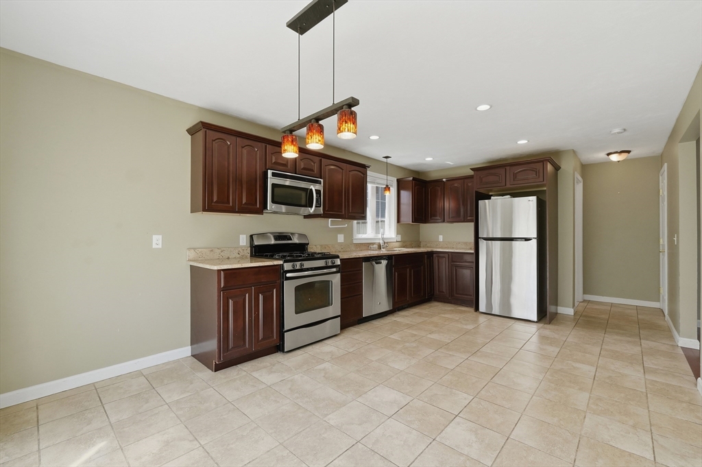 262 Stevens Street #262, Fall River, MA Photo #7